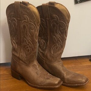 Shyanne Tan Western Boots with Embroidered Design